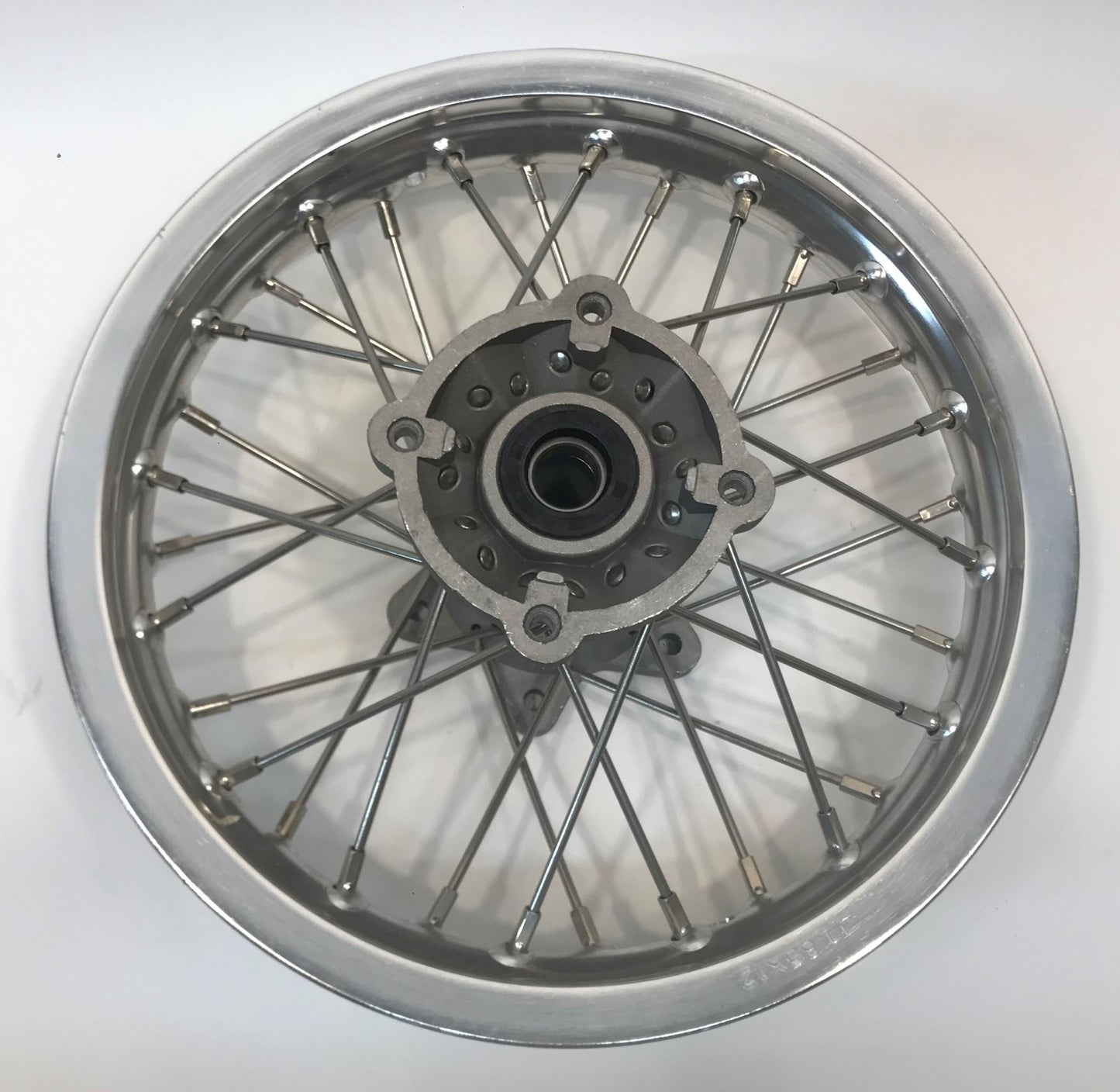 3905 | Rear Wheel 12" | SILVER | V5